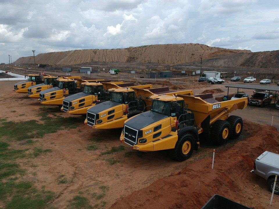 Fleet of 40 ton articulated dump trucks